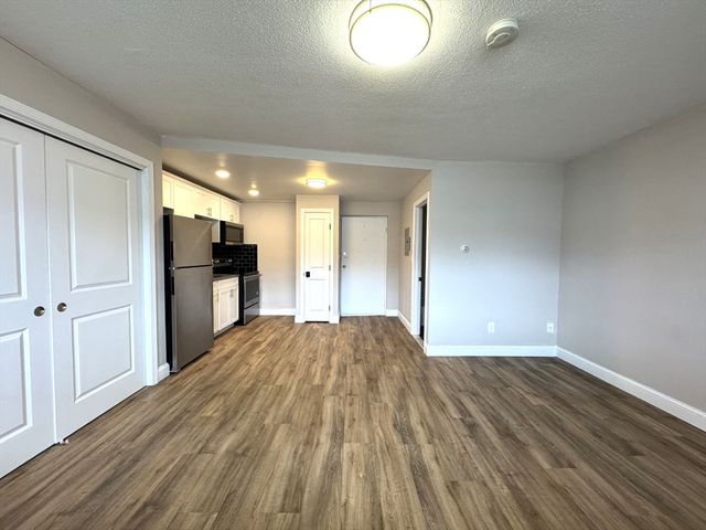 625 Main Street 4, Reading, MA 01867