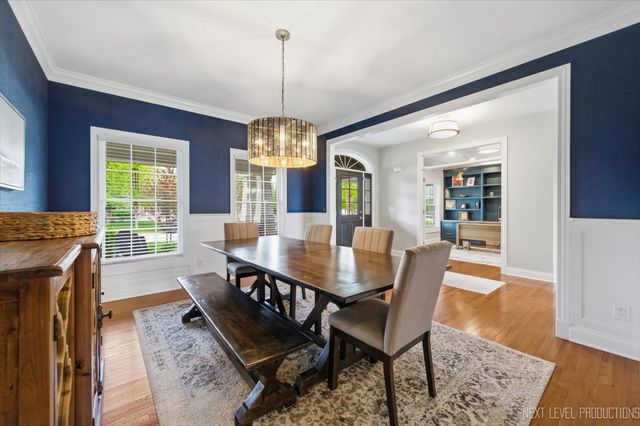 39W829 KELLAR Square, Geneva, IL 60134