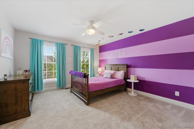 39W829 KELLAR Square, Geneva, IL 60134