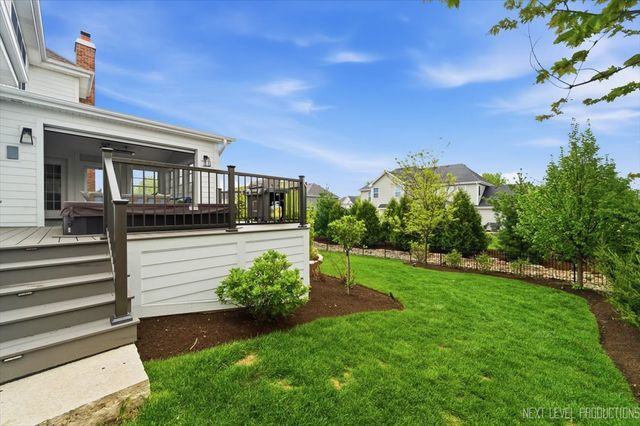 39W829 KELLAR Square, Geneva, IL 60134
