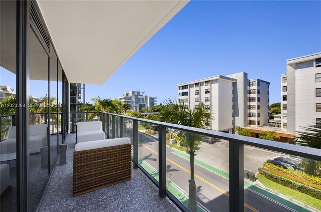 1176 97th St 404, Bay Harbor Islands, FL 33154