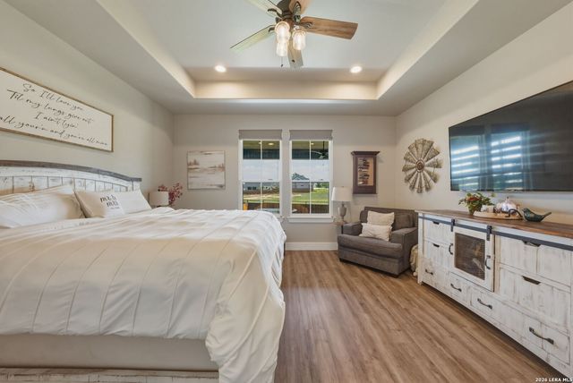 109 juniper, La Vernia, TX 78121