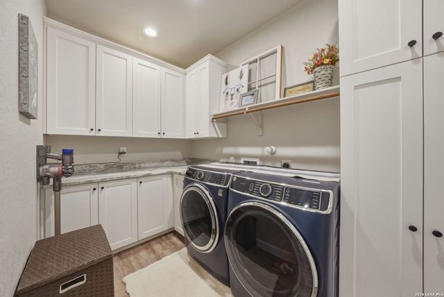 109 juniper, La Vernia, TX 78121