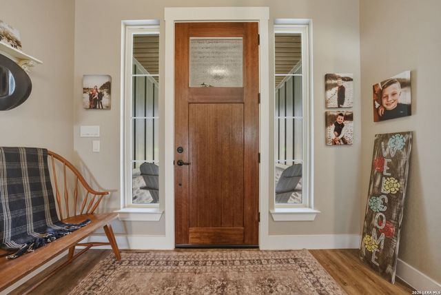 109 juniper, La Vernia, TX 78121