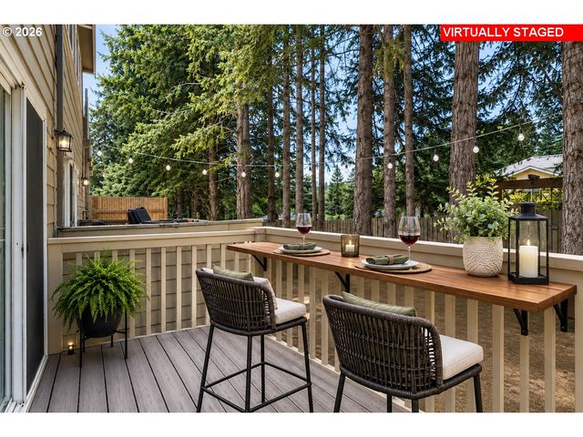 20028 BERGE VIEW Ave, Oregon City, OR 97045