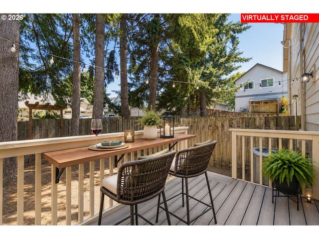 20028 BERGE VIEW Ave, Oregon City, OR 97045