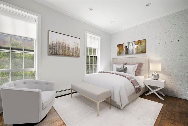 11 Dartmouth Pl 11-2, Boston, MA 02116