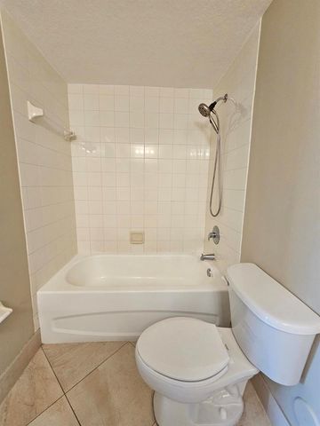 1049 GOLDEN LAKES Boulevard 115, West Palm Beach, FL 33411