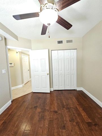 1049 GOLDEN LAKES Boulevard 115, West Palm Beach, FL 33411