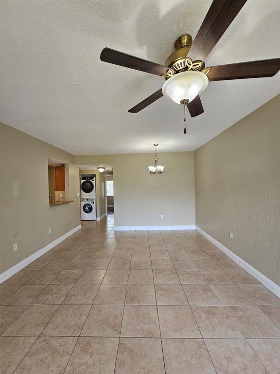 1049 GOLDEN LAKES Boulevard 115, West Palm Beach, FL 33411