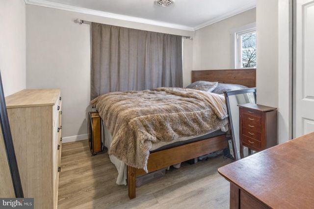 1564 WILLIAMSPORT PIKE, Martinsburg, WV 25404