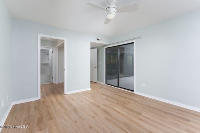 732 Azalea Drive 413, Hampstead, NC 28443