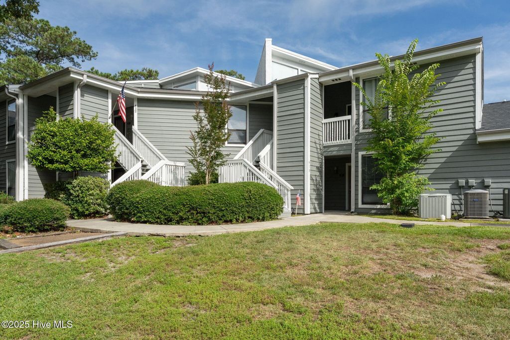 732 Azalea Drive 413, Hampstead, NC 28443