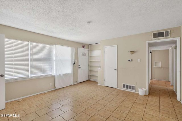 5612 CRESTON Avenue, El Paso, TX 79924