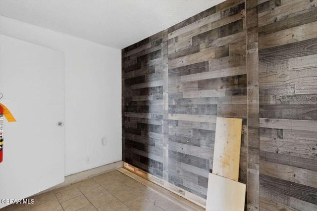 5612 CRESTON Avenue, El Paso, TX 79924