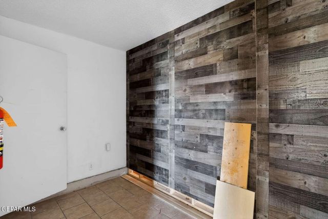 5612 CRESTON Avenue, El Paso, TX 79924