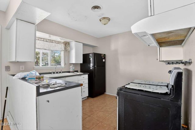 5612 CRESTON Avenue, El Paso, TX 79924