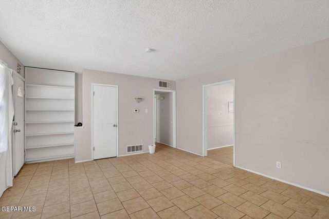 5612 CRESTON Avenue, El Paso, TX 79924