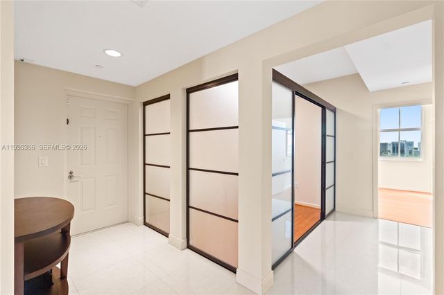 3340 NE 190th Street 1004, Aventura, FL 33180