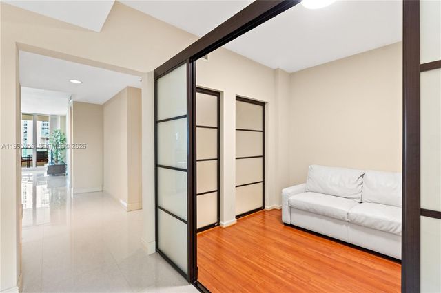 3340 NE 190th Street 1004, Aventura, FL 33180