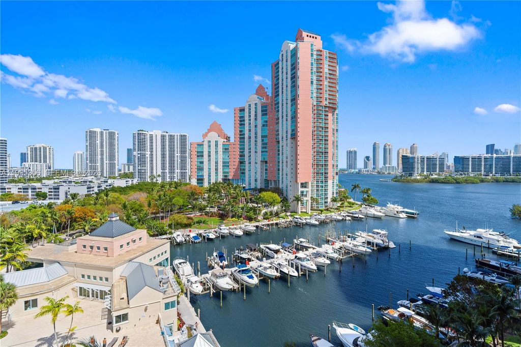 3340 NE 190th Street 1004, Aventura, FL 33180