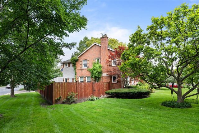 2024 Ewing Avenue, Evanston, IL 60201