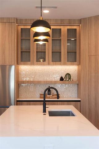 2905 W ARCH STREET, Tampa, FL 33607