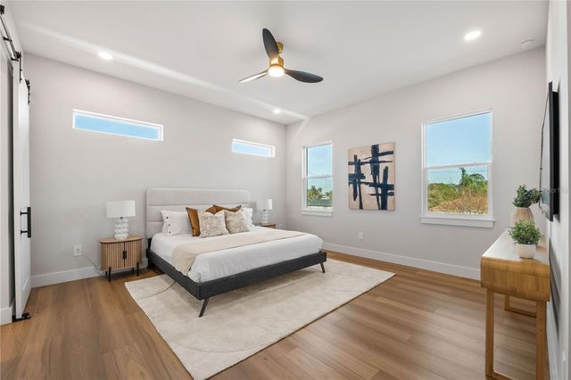 2905 W ARCH STREET, Tampa, FL 33607