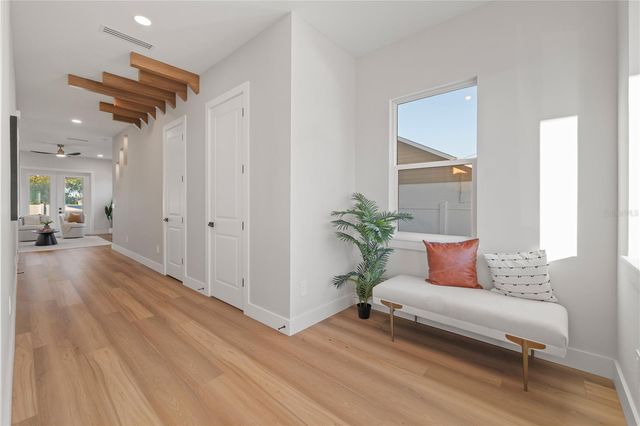 2905 W ARCH STREET, Tampa, FL 33607