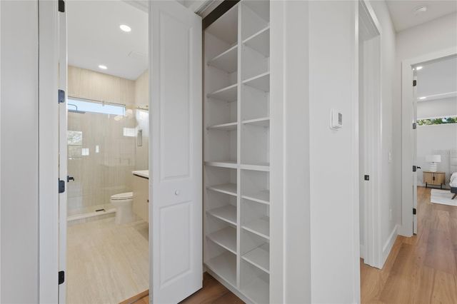 2905 W ARCH STREET, Tampa, FL 33607