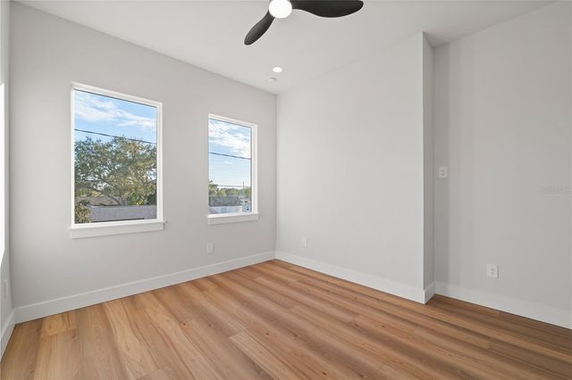 2905 W ARCH STREET, Tampa, FL 33607