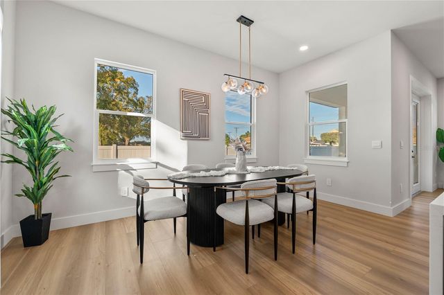 2905 W ARCH STREET, Tampa, FL 33607