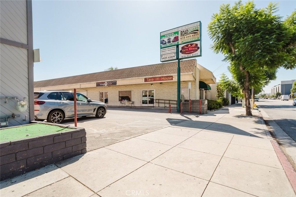 1110 S Glendale Avenue, Glendale, CA 91205 — photo 3