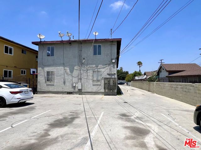 254 E Lanzit Avenue 5, Los Angeles, CA 90061