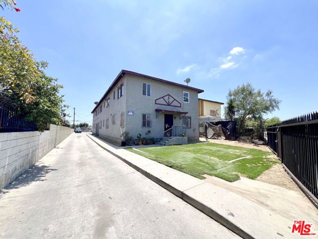 254 E Lanzit Avenue 5, Los Angeles, CA 90061