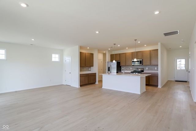 7214 Rose Hill Avenue, Brownsburg, IN 46112