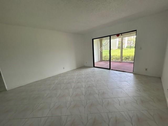 14460 Strathmore Ln 102, Delray Beach, FL 33446