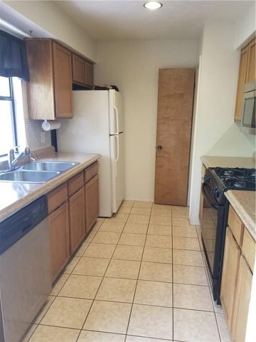 6614 Hart LN B, Austin, TX 78731