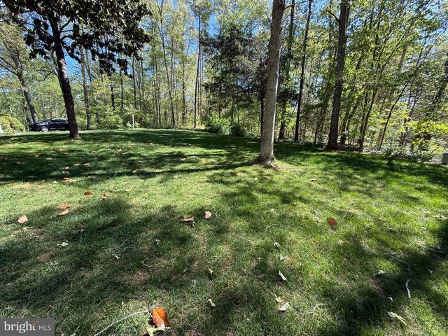 86 MOCKINGBIRD LN, Stafford, VA 22556