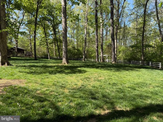 86 MOCKINGBIRD LN, Stafford, VA 22556