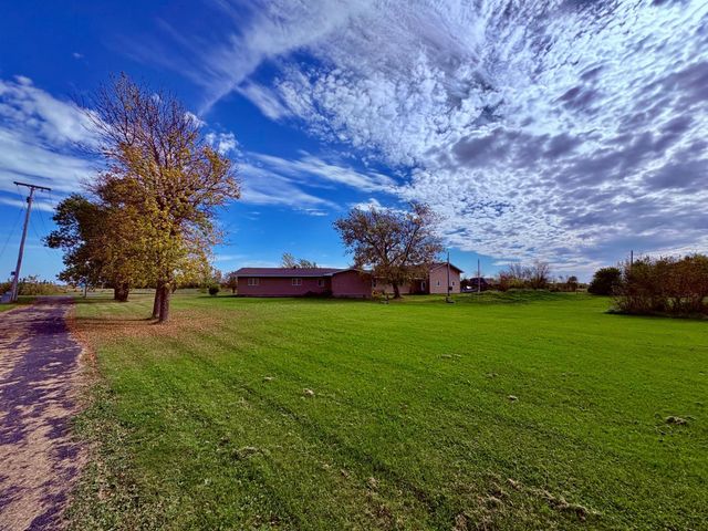 1401 State Highway 11 SW, Baudette, MN 56623