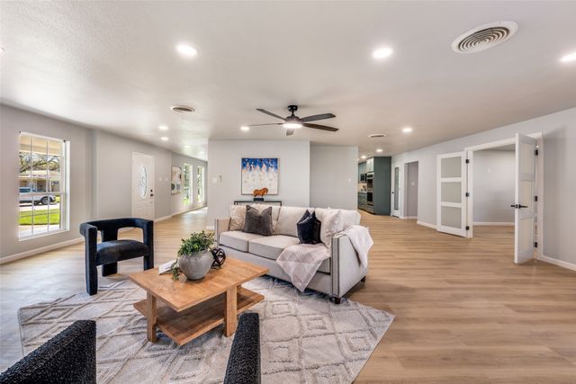 3117 Dreeben Drive, Richland Hills, TX 76118