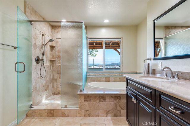 1321 Radcliffe, Corona, CA 92881