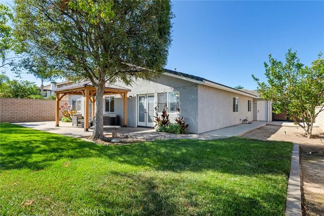 1321 Radcliffe, Corona, CA 92881