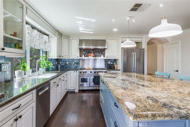 1321 Radcliffe, Corona, CA 92881