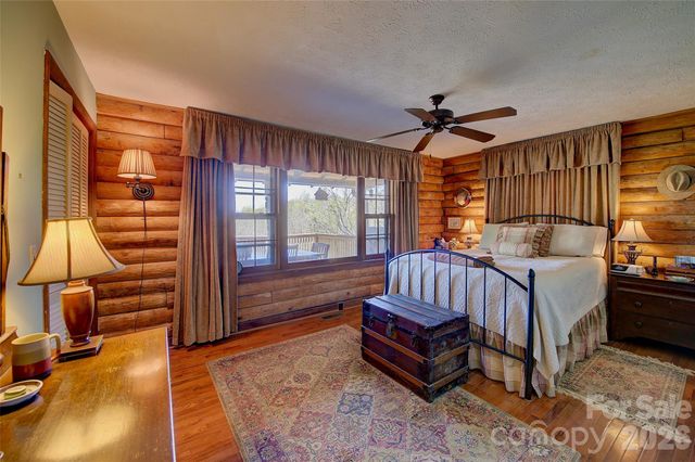 551 Carvers Knob Road, Spruce Pine, NC 28777