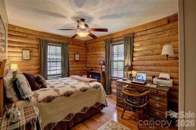 551 Carvers Knob Road, Spruce Pine, NC 28777