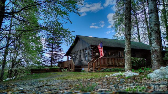 551 Carvers Knob Road, Spruce Pine, NC 28777