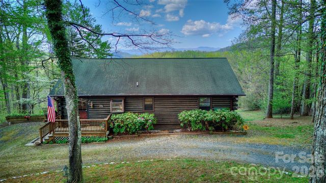 551 Carvers Knob Road, Spruce Pine, NC 28777