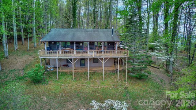 551 Carvers Knob Road, Spruce Pine, NC 28777